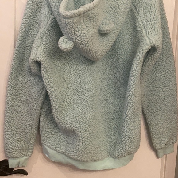 Wooly sweater - Picture 2 of 2